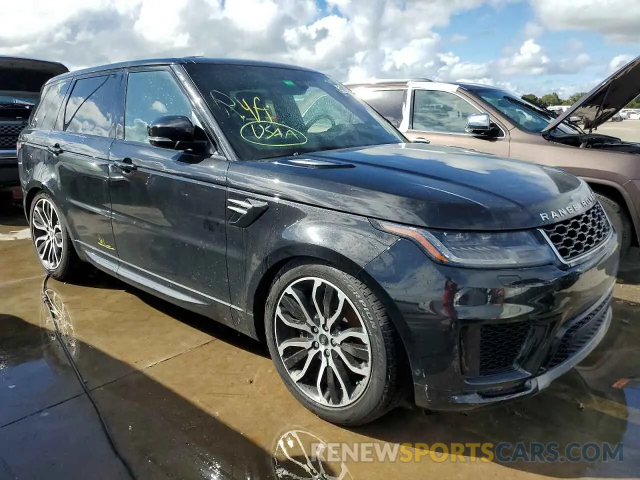 4 Photograph of a damaged car SALWR2RY1LA748753 LAND ROVER RANGEROVER 2020