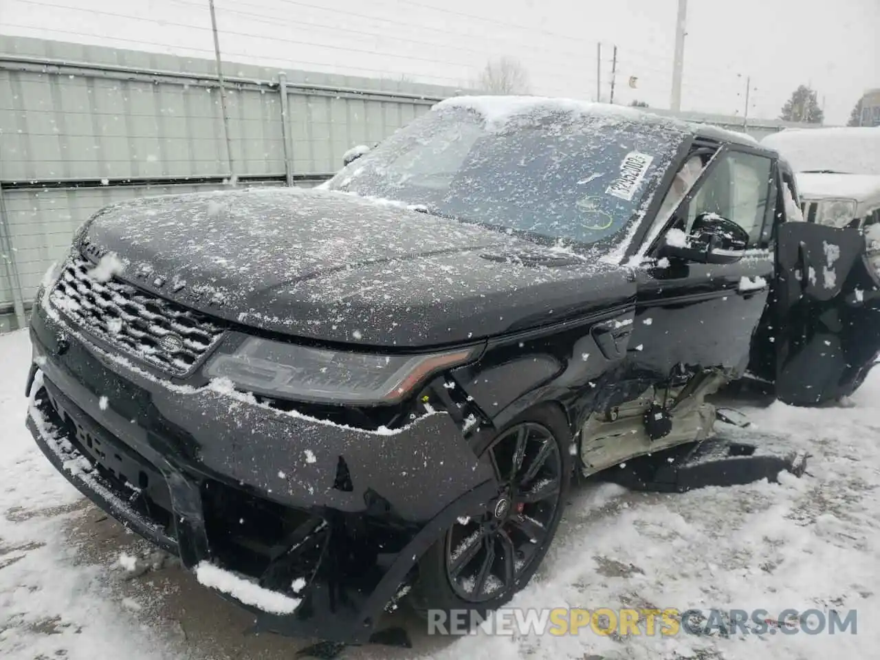 2 Photograph of a damaged car SALWR2SE1LA710505 LAND ROVER RANGEROVER 2020