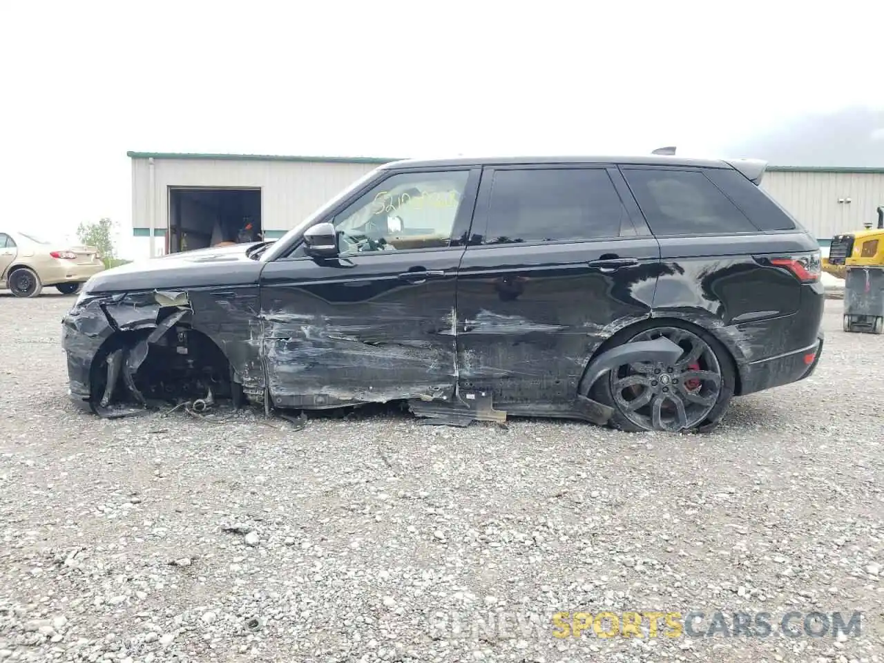 9 Photograph of a damaged car SALWR2SE1LA878855 LAND ROVER RANGEROVER 2020