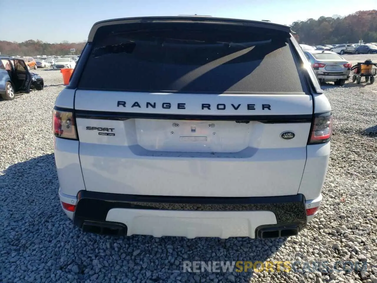 6 Photograph of a damaged car SALWR2SE4LA737732 LAND ROVER RANGEROVER 2020