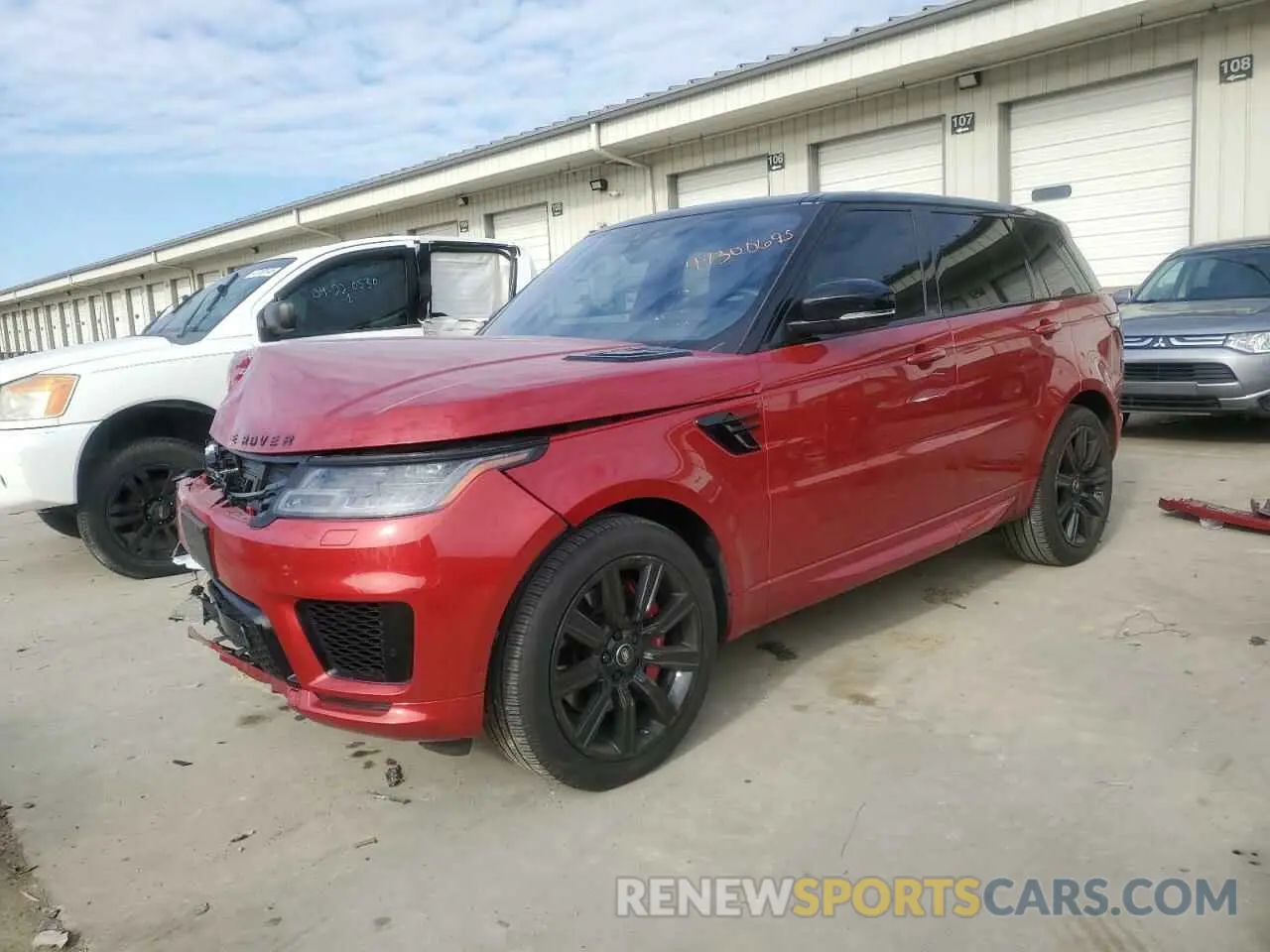 1 Photograph of a damaged car SALWR2SE5LA707378 LAND ROVER RANGEROVER 2020
