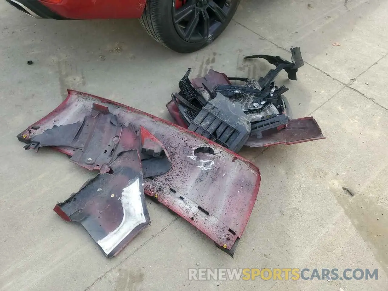 13 Photograph of a damaged car SALWR2SE5LA707378 LAND ROVER RANGEROVER 2020