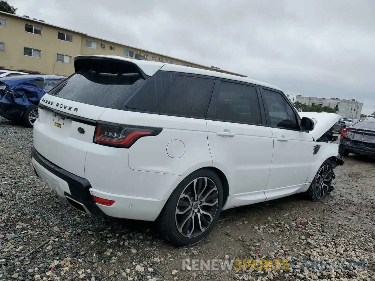 3 Photograph of a damaged car SALWR2SE8LA702630 LAND ROVER RANGEROVER 2020