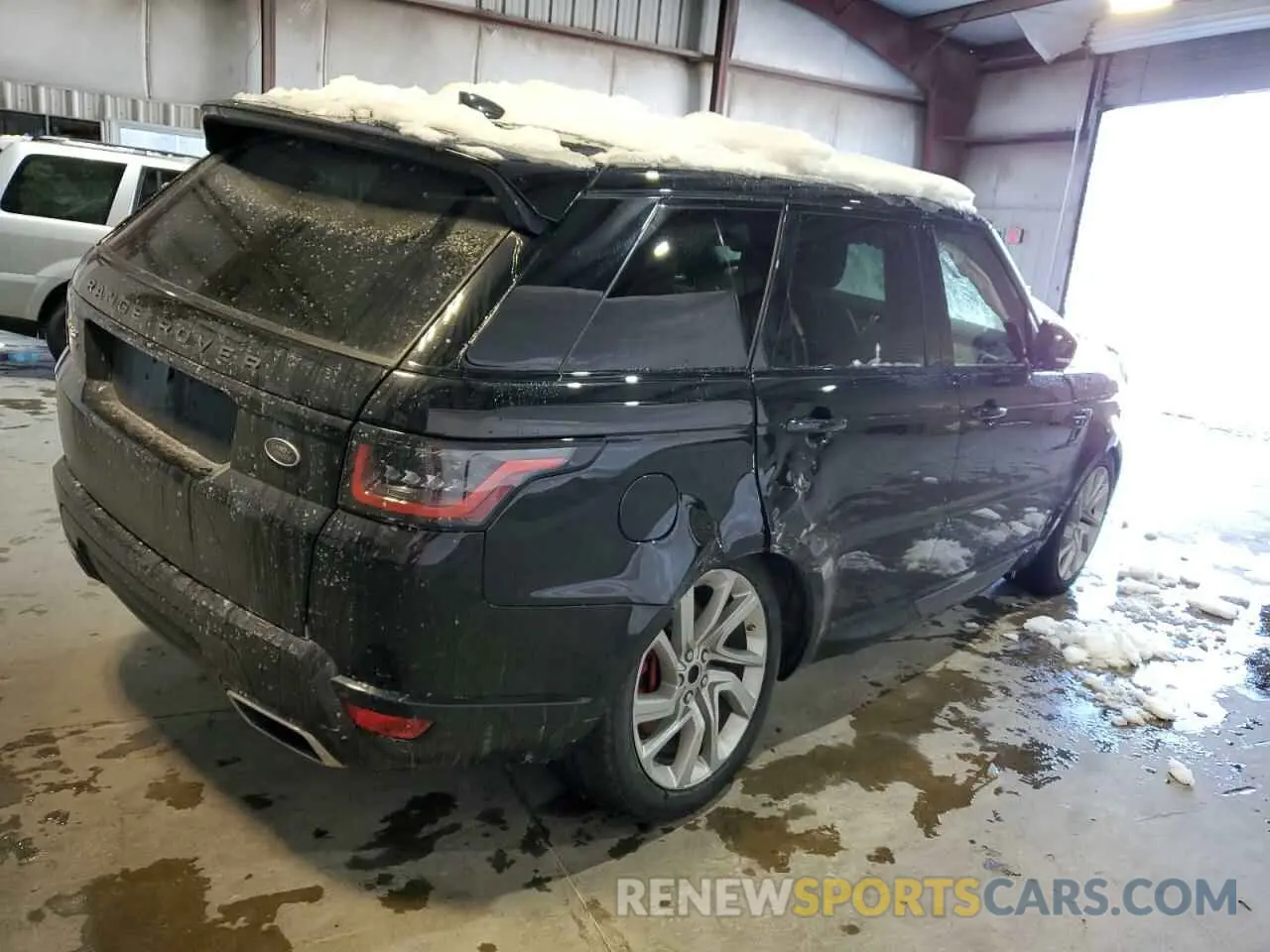 3 Photograph of a damaged car SALWR2SE9LA722997 LAND ROVER RANGEROVER 2020