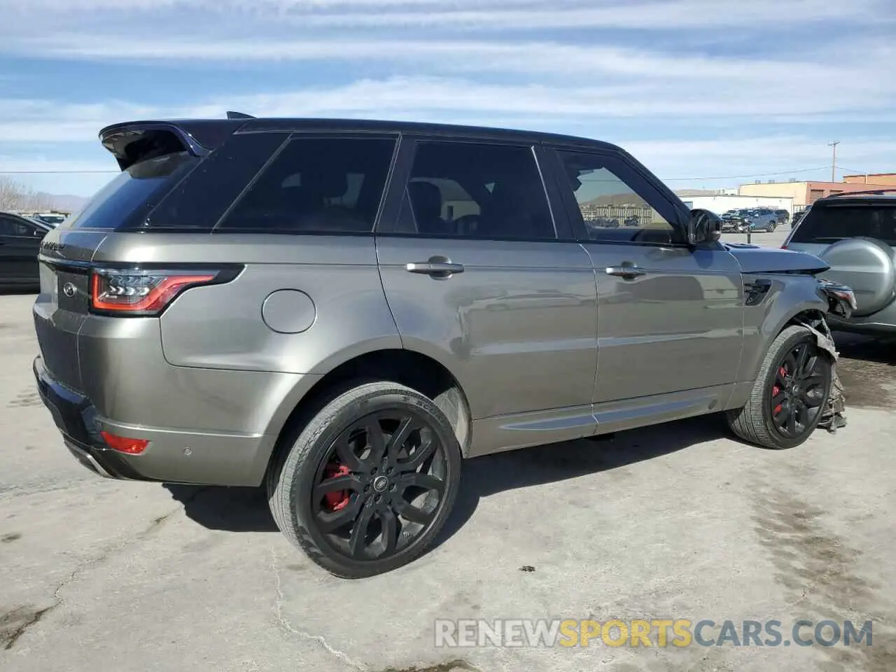 3 Photograph of a damaged car SALWR2SE9LA742523 LAND ROVER RANGEROVER 2020