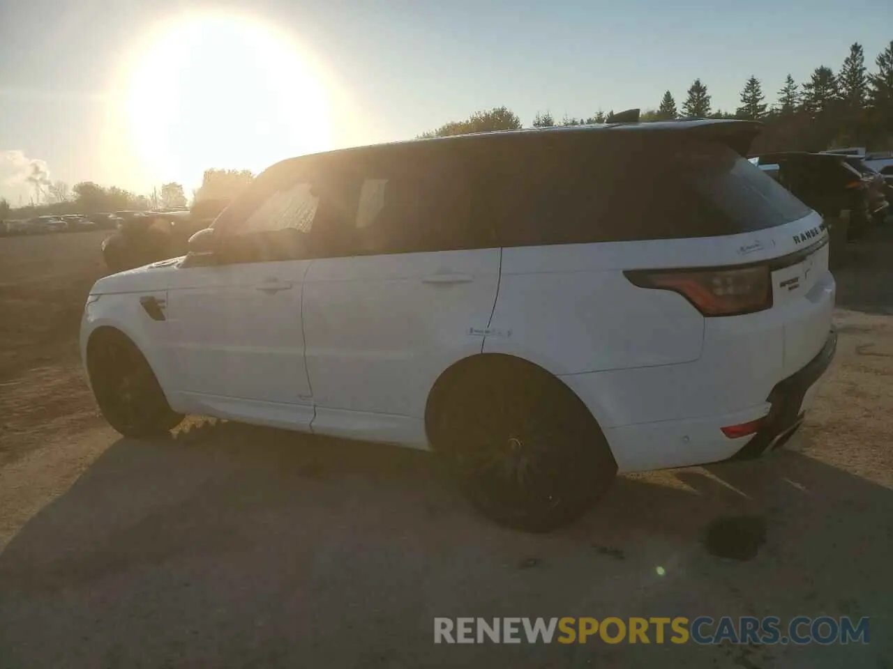 2 Photograph of a damaged car SALWR2SEXLA709854 LAND ROVER RANGEROVER 2020