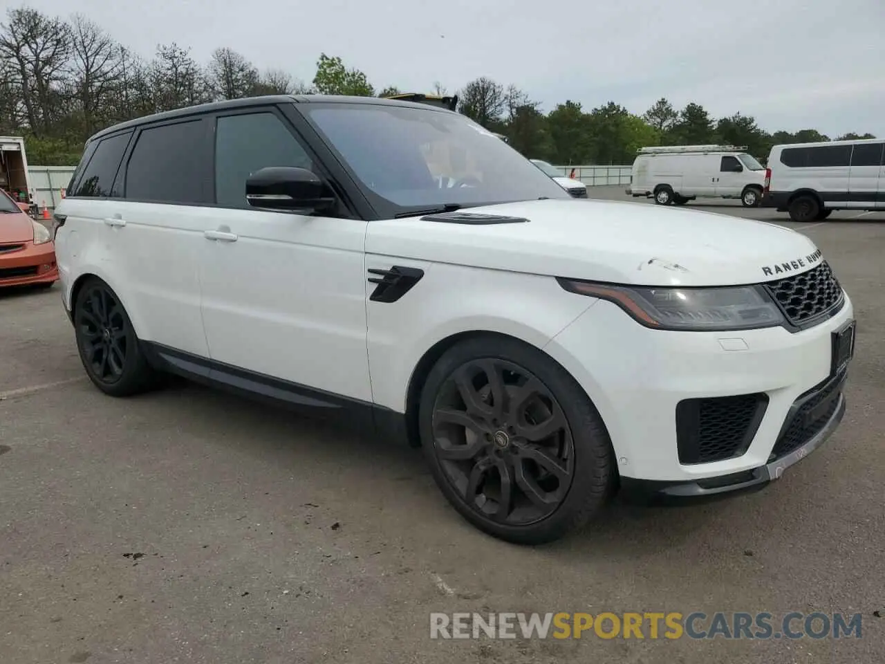 4 Photograph of a damaged car SALWR2SU0LA718831 LAND ROVER RANGEROVER 2020