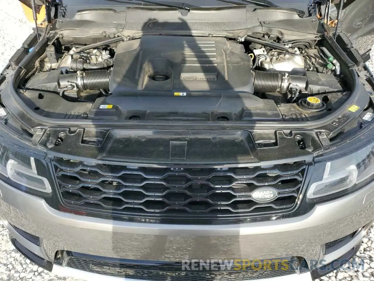 11 Photograph of a damaged car SALWR2SU0LA883584 LAND ROVER RANGEROVER 2020