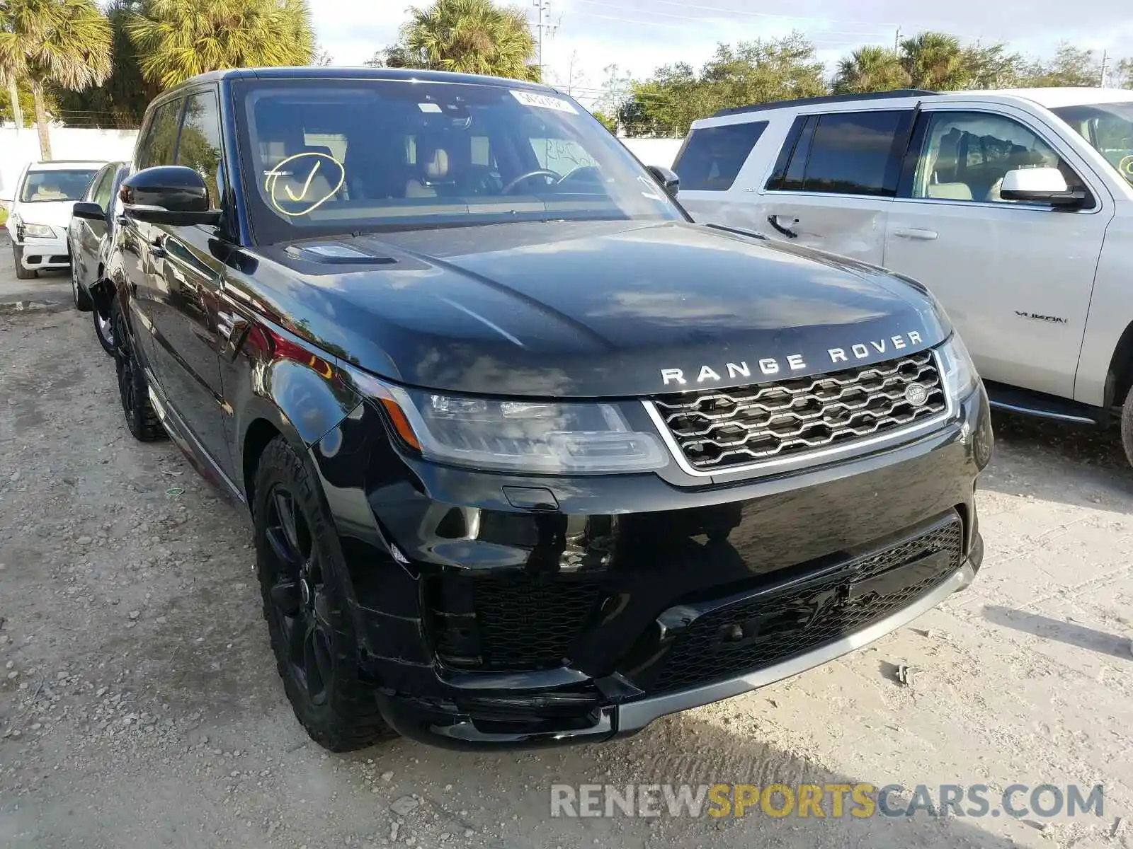 1 Photograph of a damaged car SALWR2SU4LA881577 LAND ROVER RANGEROVER 2020