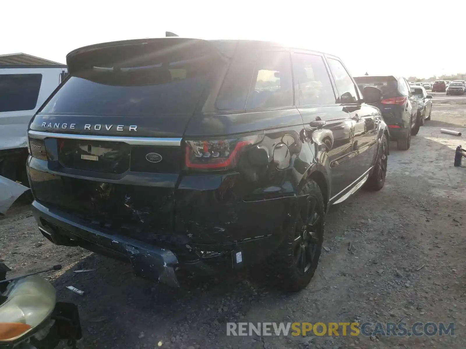 4 Photograph of a damaged car SALWR2SU4LA881577 LAND ROVER RANGEROVER 2020