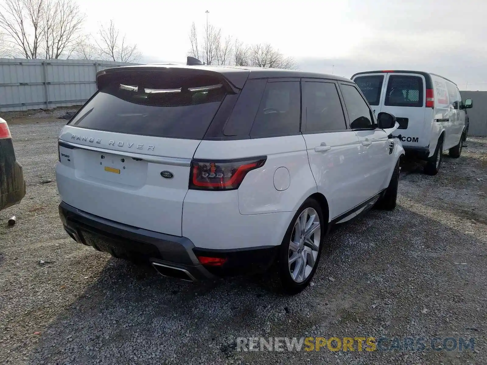 4 Photograph of a damaged car SALWR2SU4LA891266 LAND ROVER RANGEROVER 2020