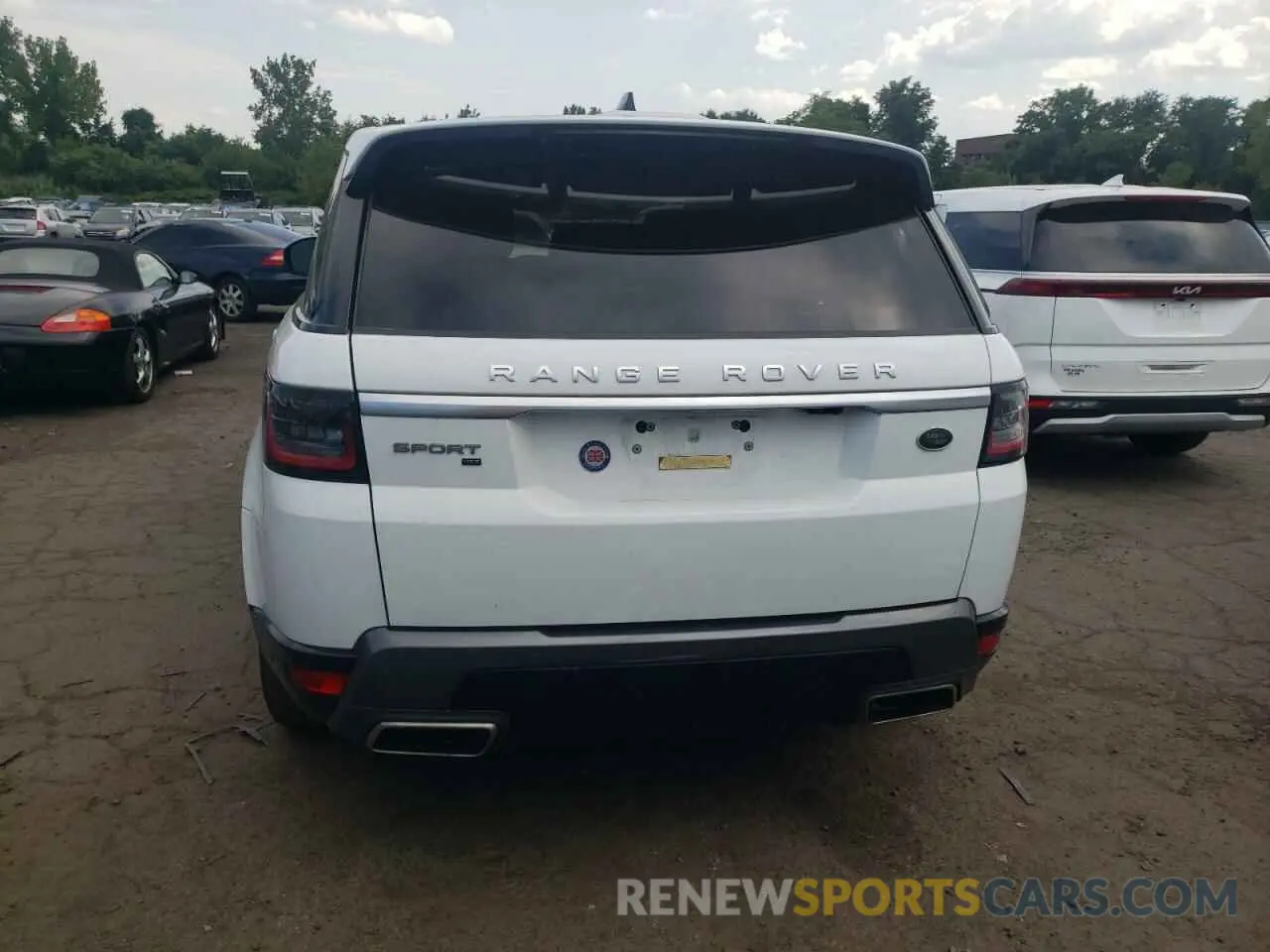 6 Photograph of a damaged car SALWR2SU5LA879675 LAND ROVER RANGEROVER 2020