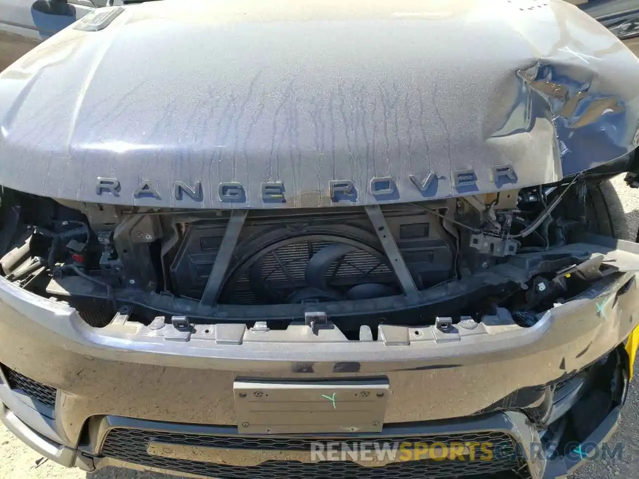 7 Photograph of a damaged car SALWR2SU9LA702949 LAND ROVER RANGEROVER 2020