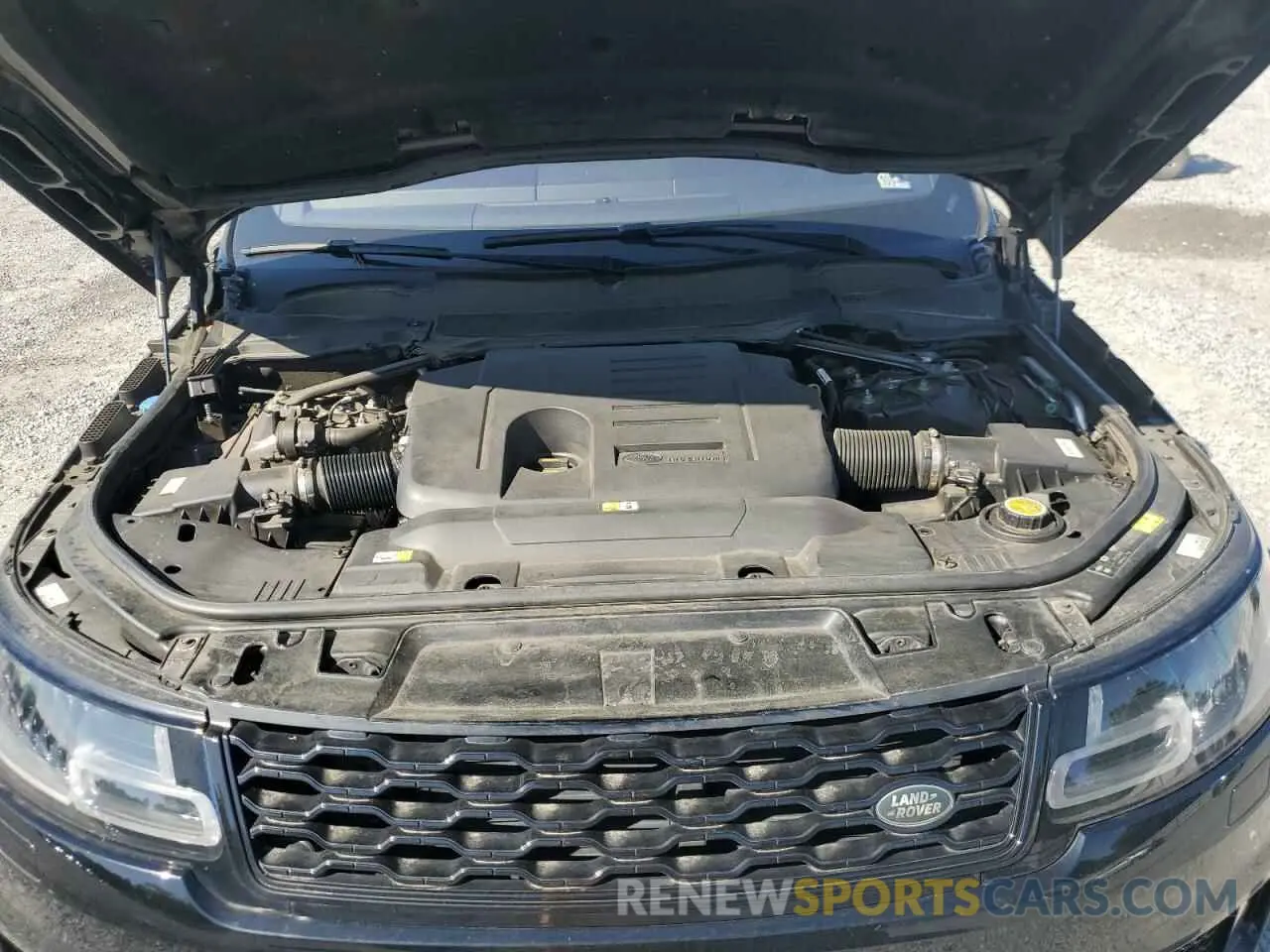 12 Photograph of a damaged car SALWR2SU9LA717581 LAND ROVER RANGEROVER 2020