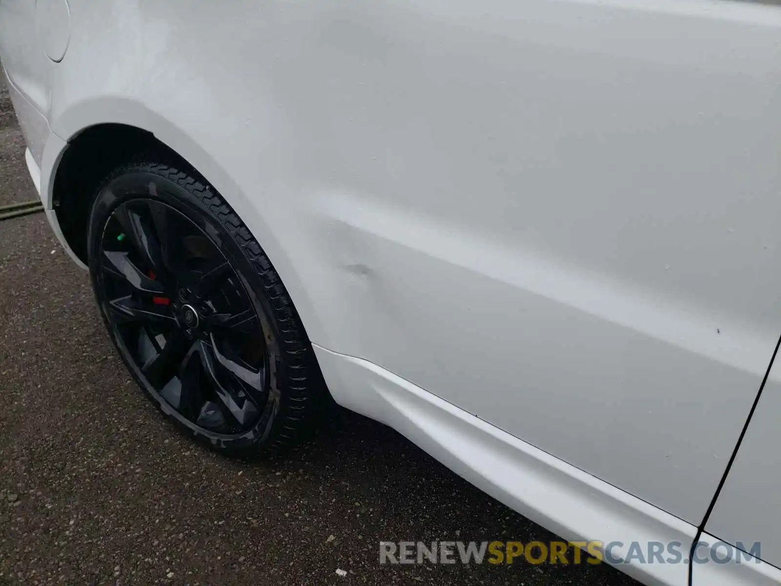 9 Photograph of a damaged car SALWS2RU5LA701811 LAND ROVER RANGEROVER 2020