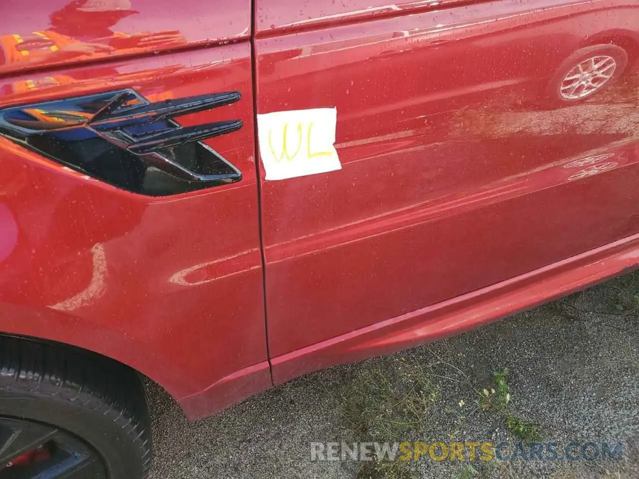 13 Photograph of a damaged car SALWS2RU5LA722416 LAND ROVER RANGEROVER 2020