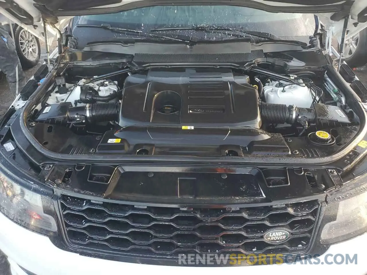 12 Photograph of a damaged car SALWS2RU7LA712793 LAND ROVER RANGEROVER 2020