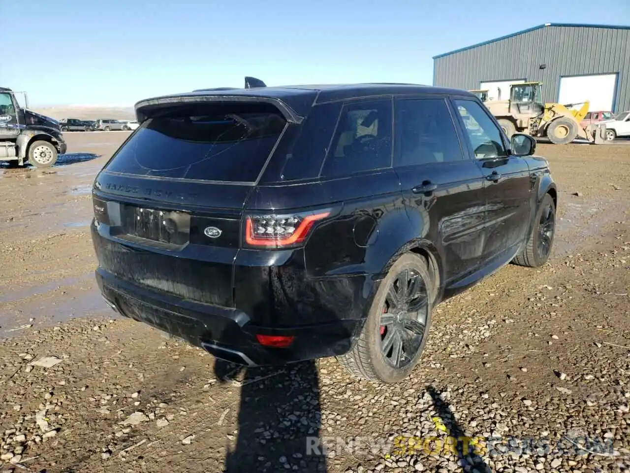 4 Photograph of a damaged car SALWV2SE0LA882553 LAND ROVER RANGEROVER 2020