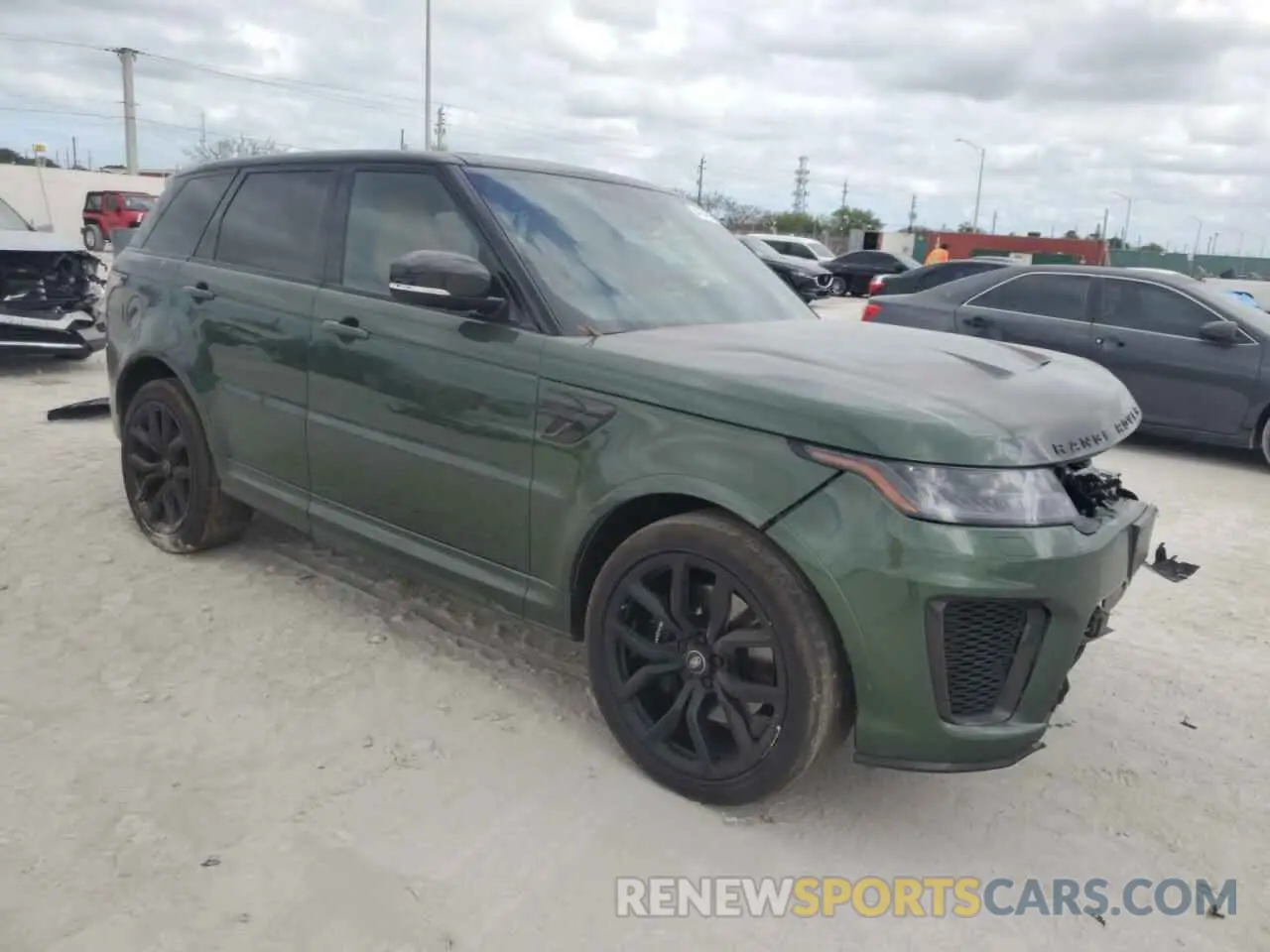4 Photograph of a damaged car SALWZ2RE5LA743951 LAND ROVER RANGEROVER 2020