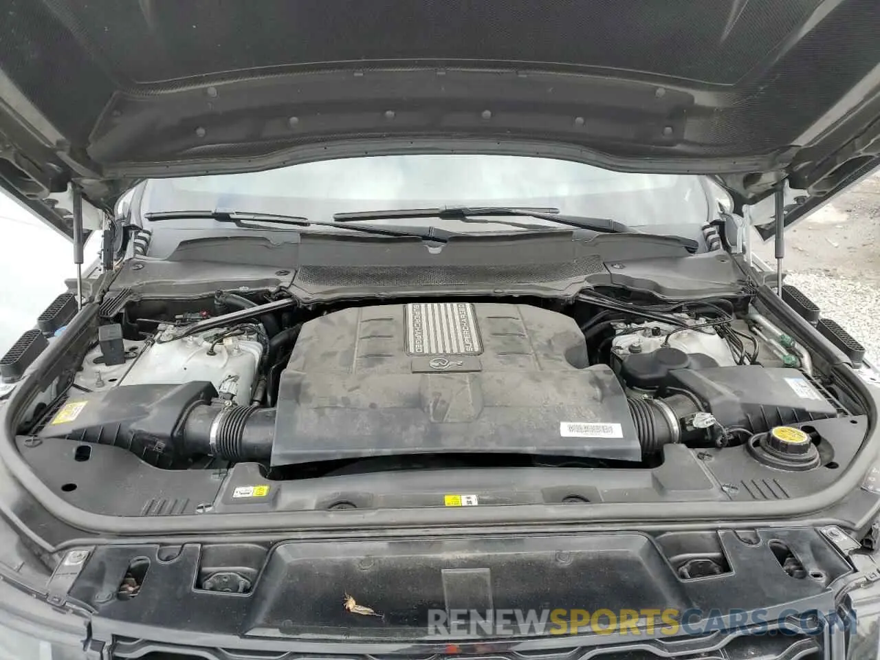 12 Photograph of a damaged car SALWZ2RE8LA709700 LAND ROVER RANGEROVER 2020