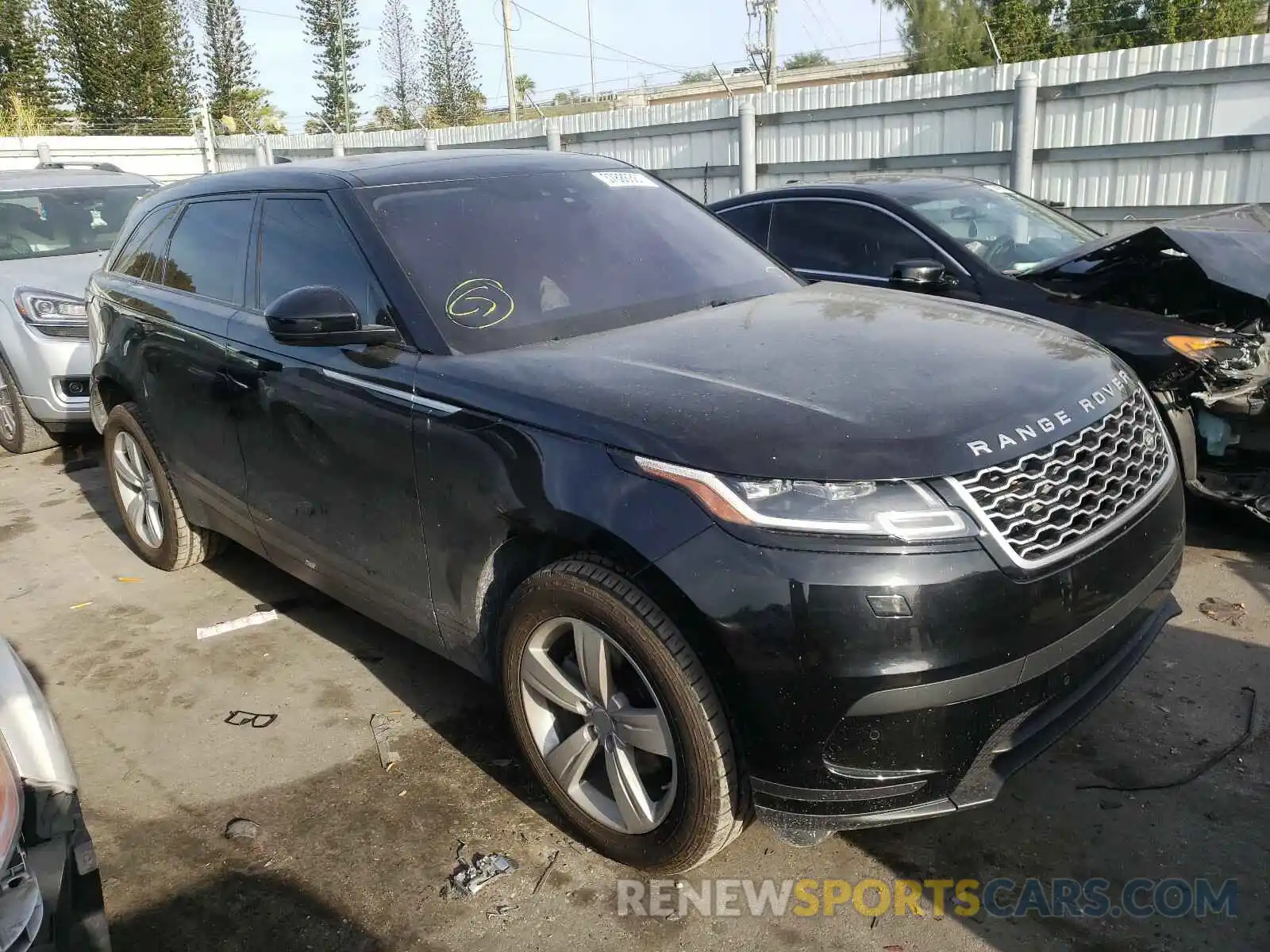 1 Photograph of a damaged car SALYB2EX1LA255911 LAND ROVER RANGEROVER 2020