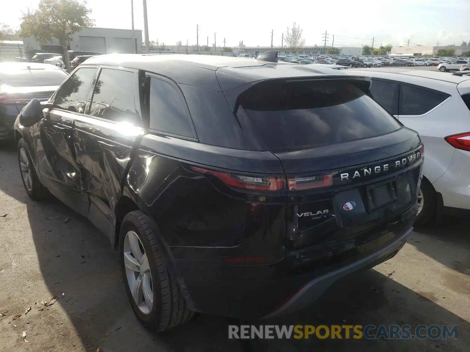 3 Photograph of a damaged car SALYB2EX1LA255911 LAND ROVER RANGEROVER 2020