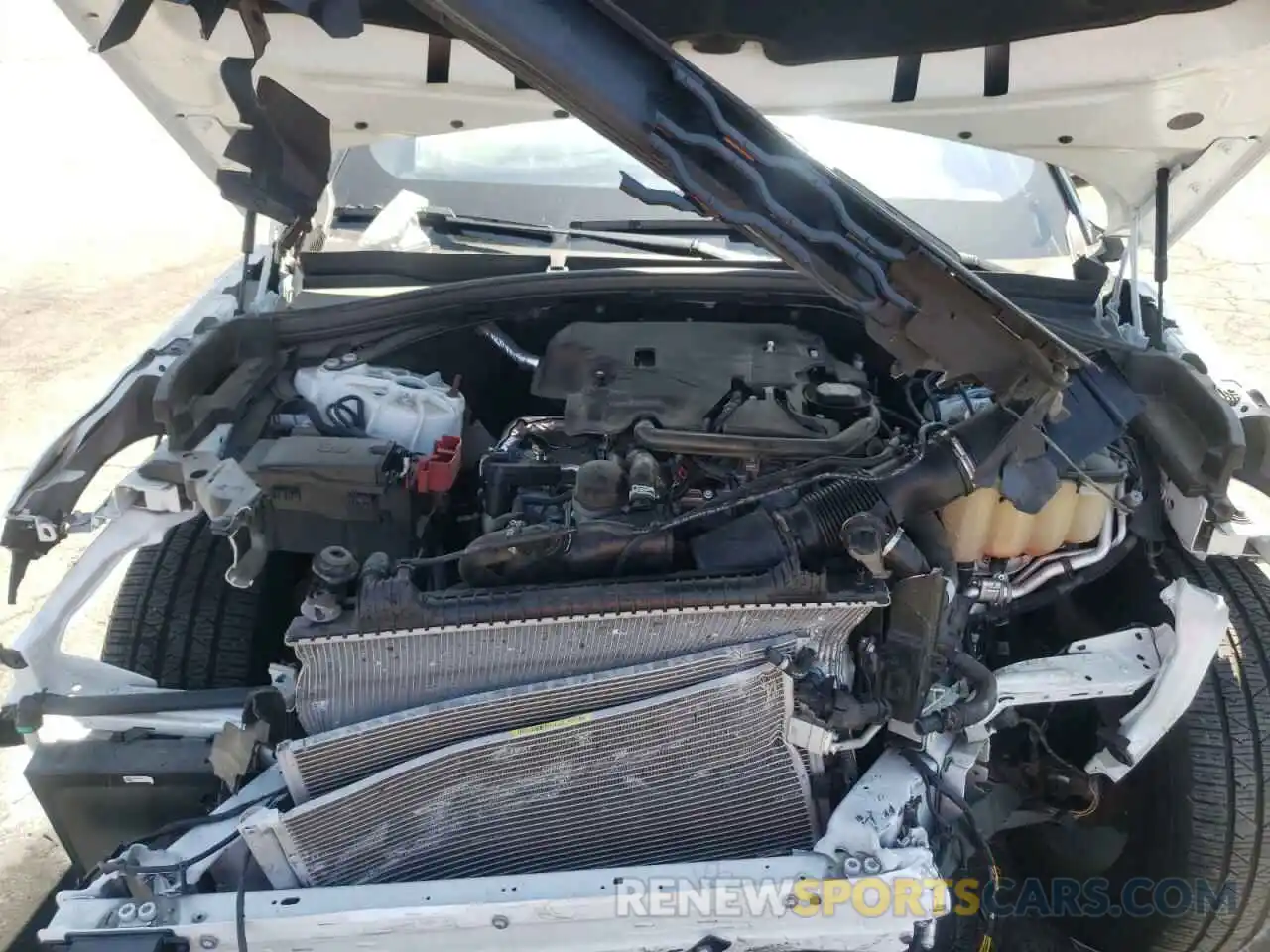 7 Photograph of a damaged car SALYB2EX5LA260108 LAND ROVER RANGEROVER 2020