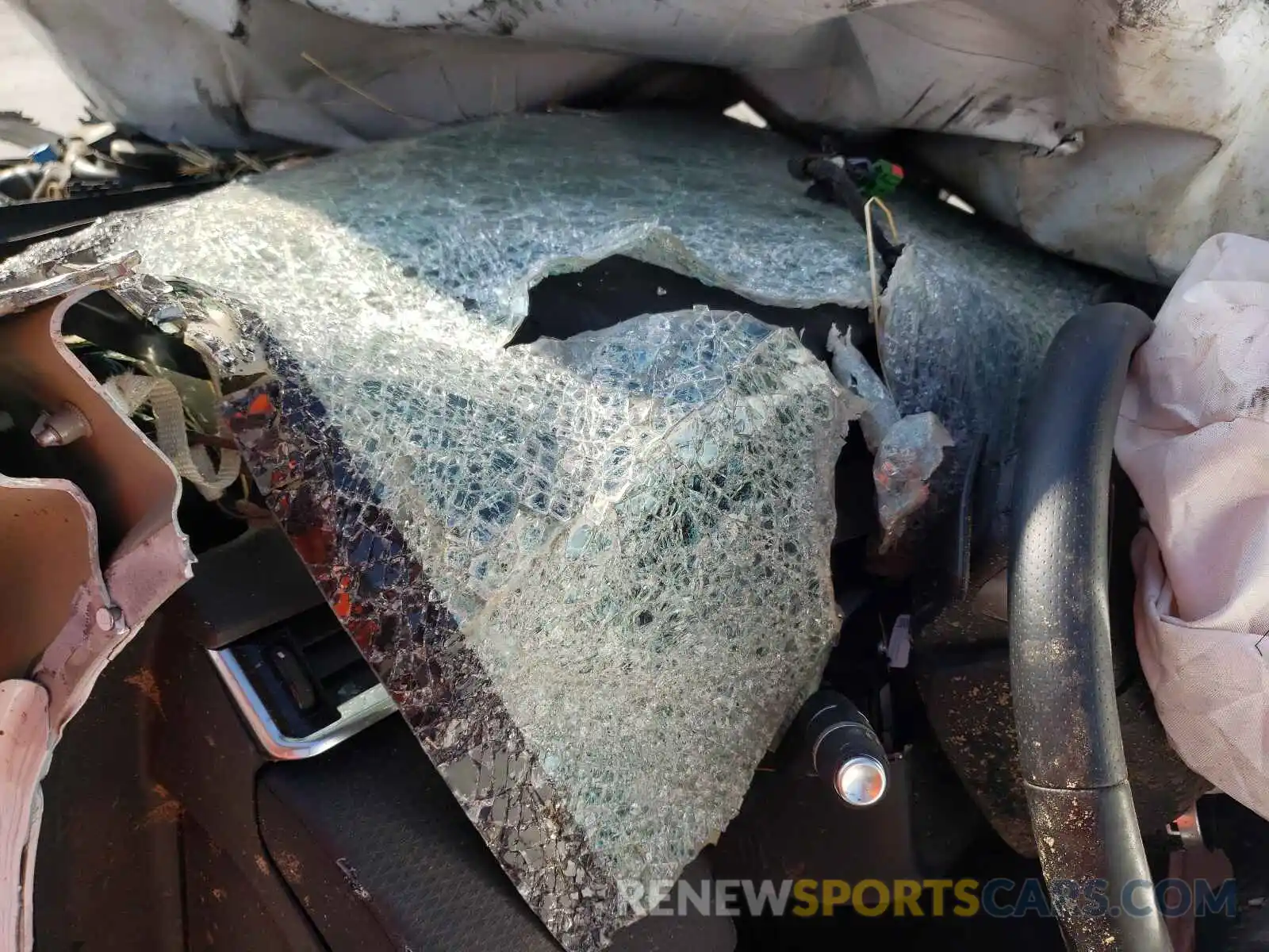 8 Photograph of a damaged car SALYB2EX5LA285767 LAND ROVER RANGEROVER 2020