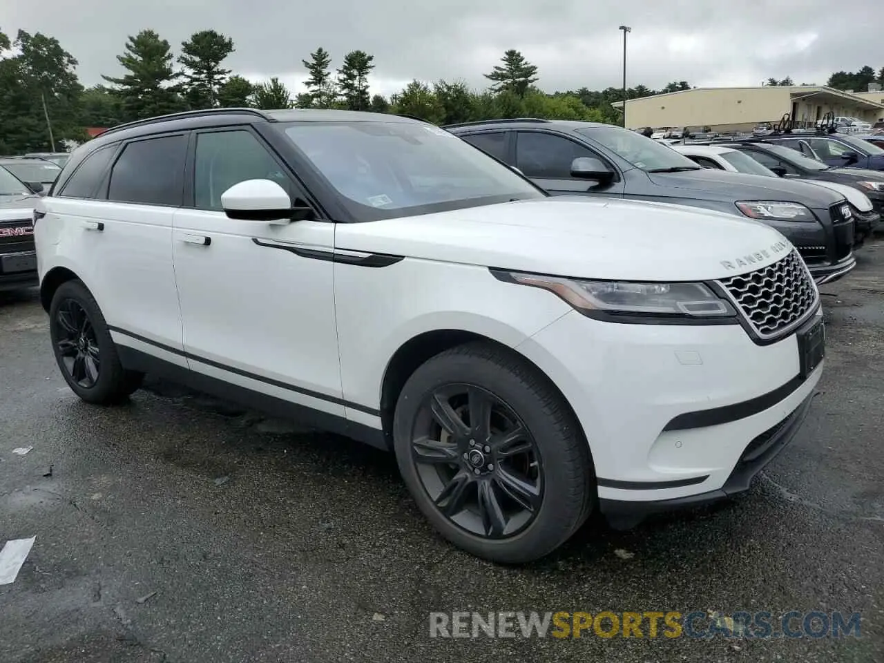 4 Photograph of a damaged car SALYB2EX6LA277872 LAND ROVER RANGEROVER 2020