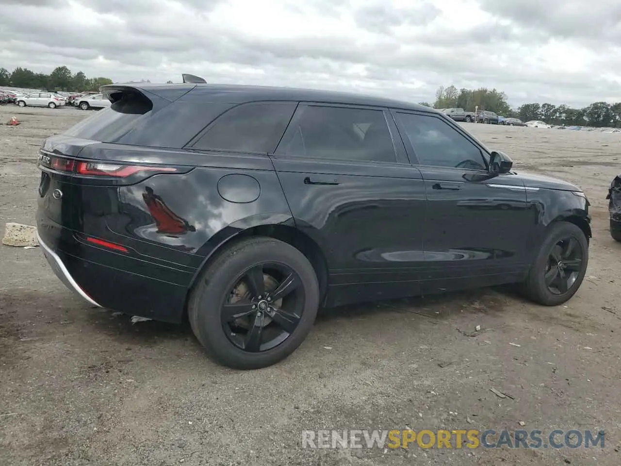 3 Photograph of a damaged car SALYB2EX7LA243813 LAND ROVER RANGEROVER 2020