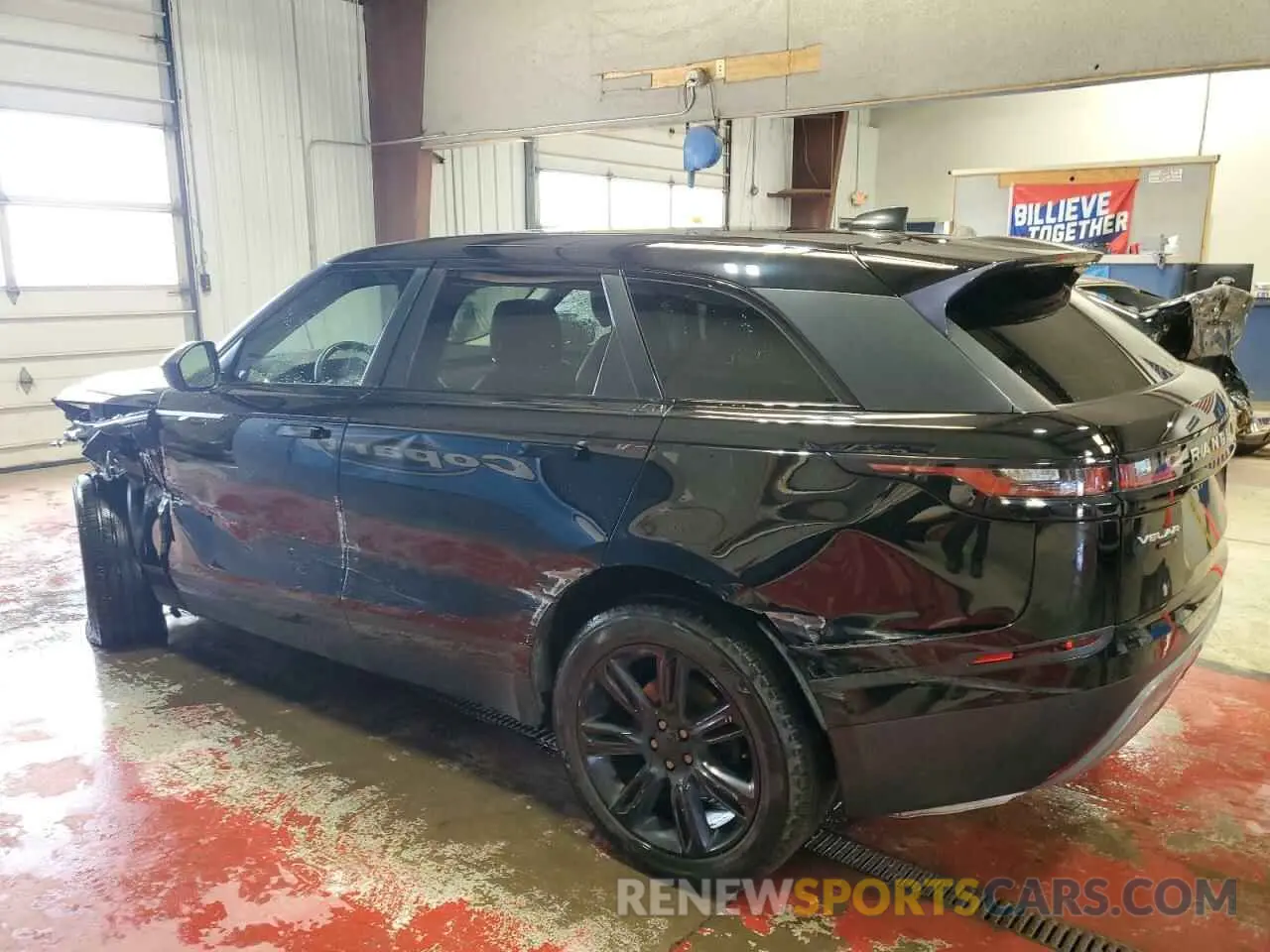 2 Photograph of a damaged car SALYB2EX8LA243495 LAND ROVER RANGEROVER 2020