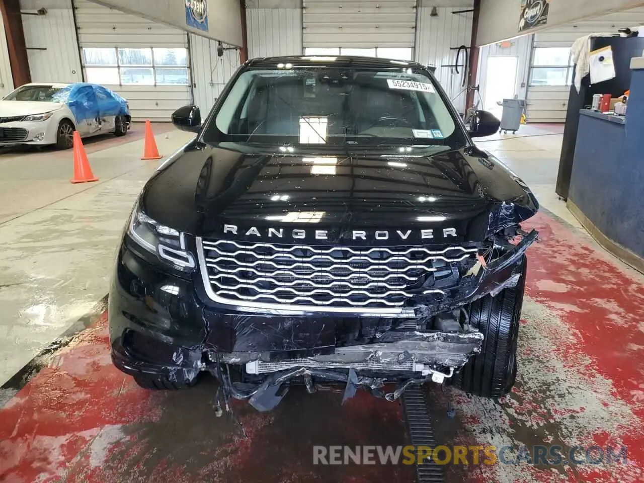 5 Photograph of a damaged car SALYB2EX8LA243495 LAND ROVER RANGEROVER 2020
