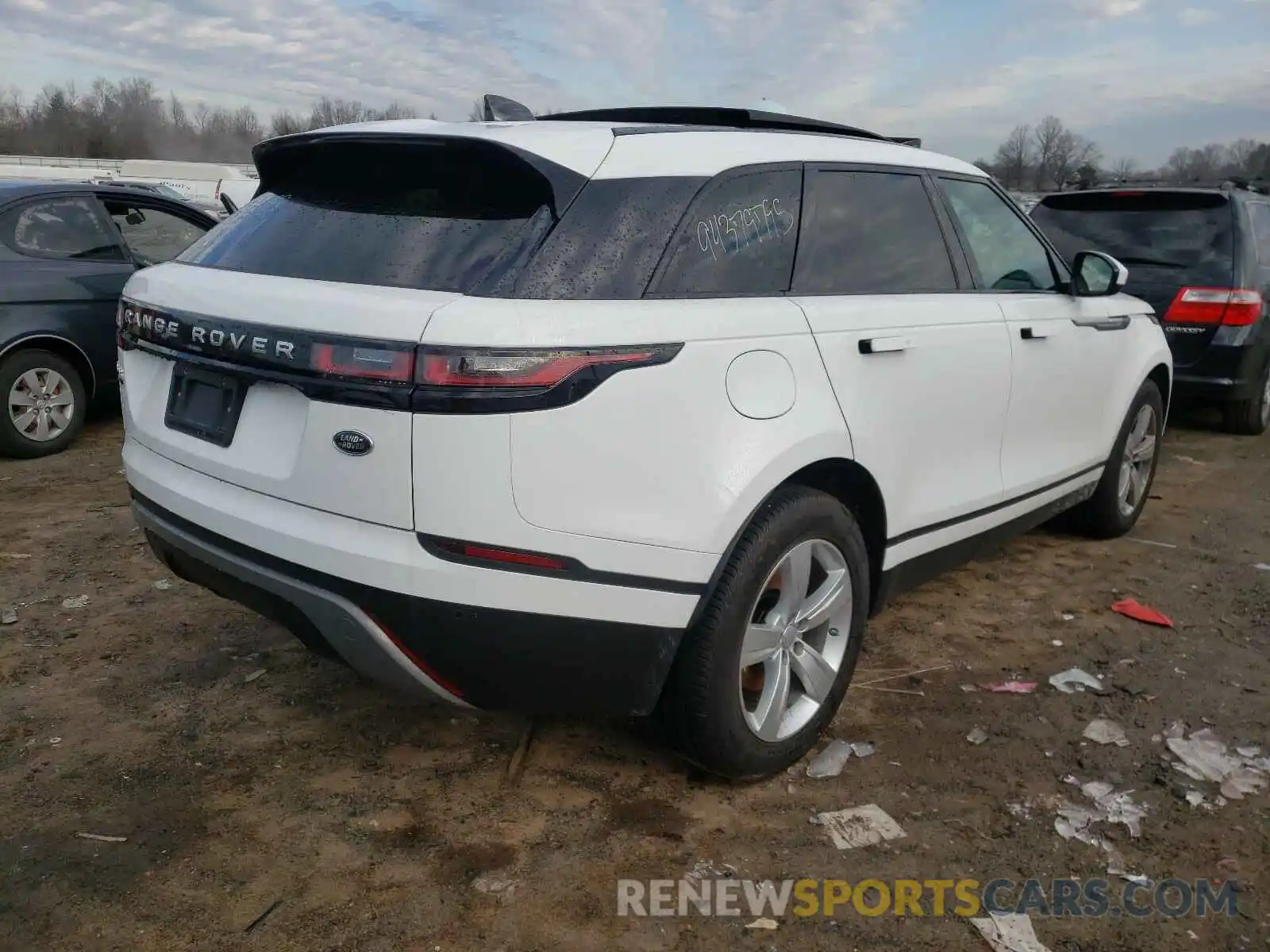 4 Photograph of a damaged car SALYB2EX8LA258840 LAND ROVER RANGEROVER 2020