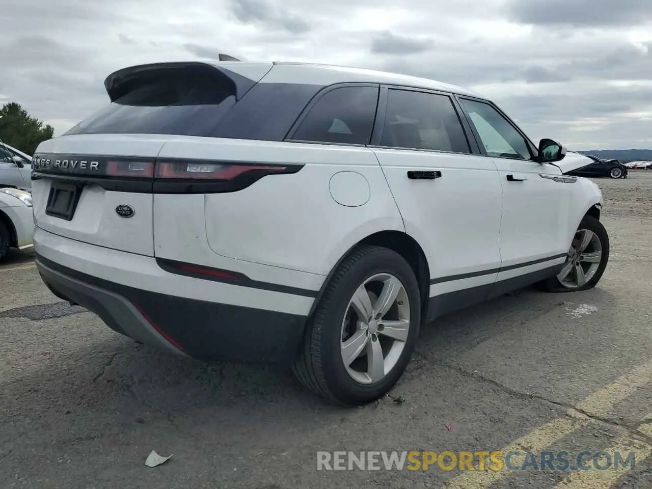 3 Photograph of a damaged car SALYB2EX9LA259026 LAND ROVER RANGEROVER 2020