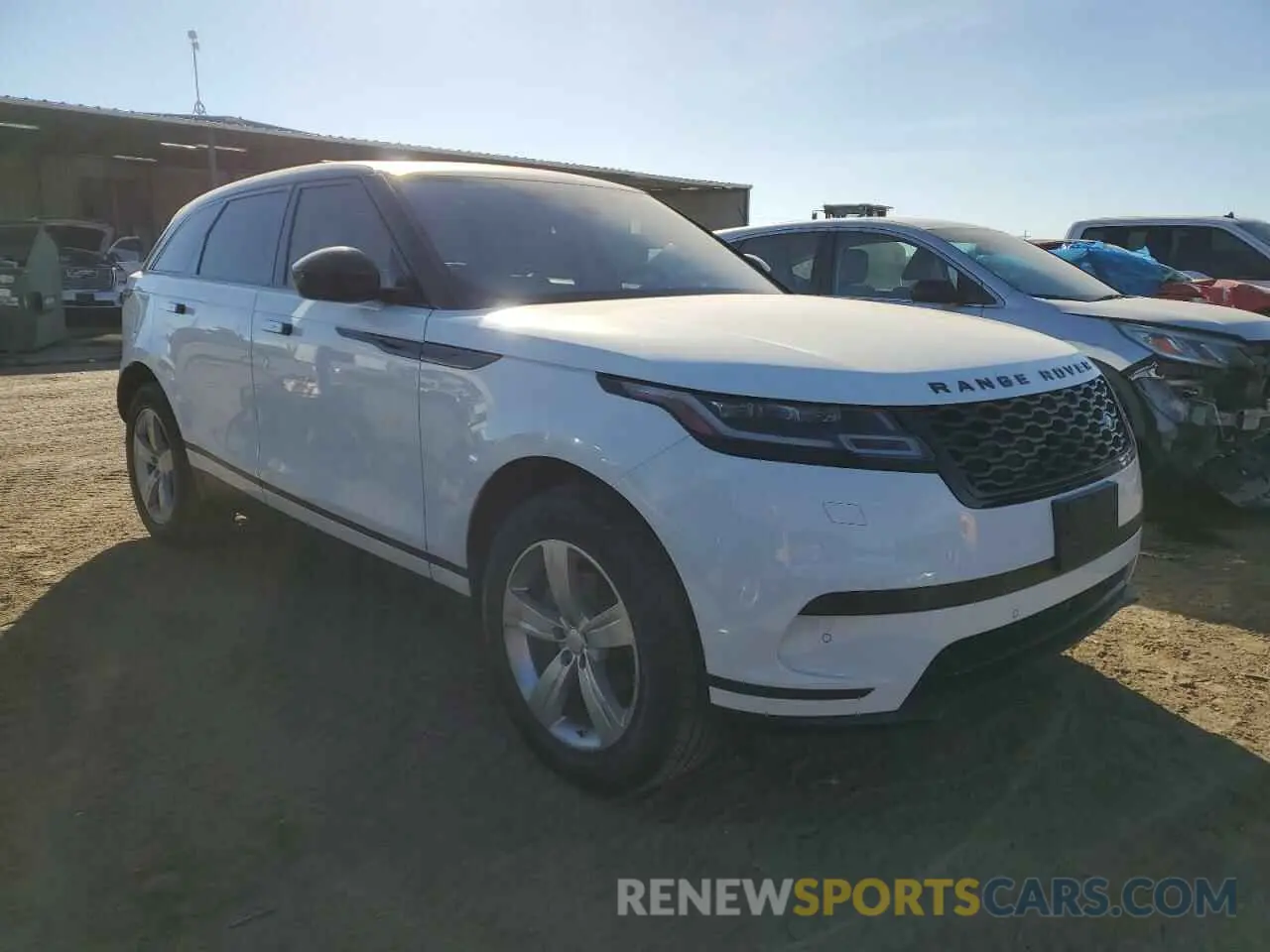 4 Photograph of a damaged car SALYB2EX9LA277879 LAND ROVER RANGEROVER 2020