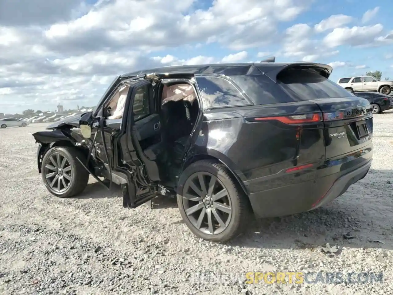 2 Photograph of a damaged car SALYB2EXXLA242266 LAND ROVER RANGEROVER 2020