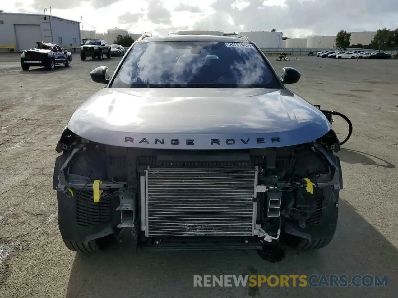 5 Photograph of a damaged car SALYB2FV0LA243665 LAND ROVER RANGEROVER 2020