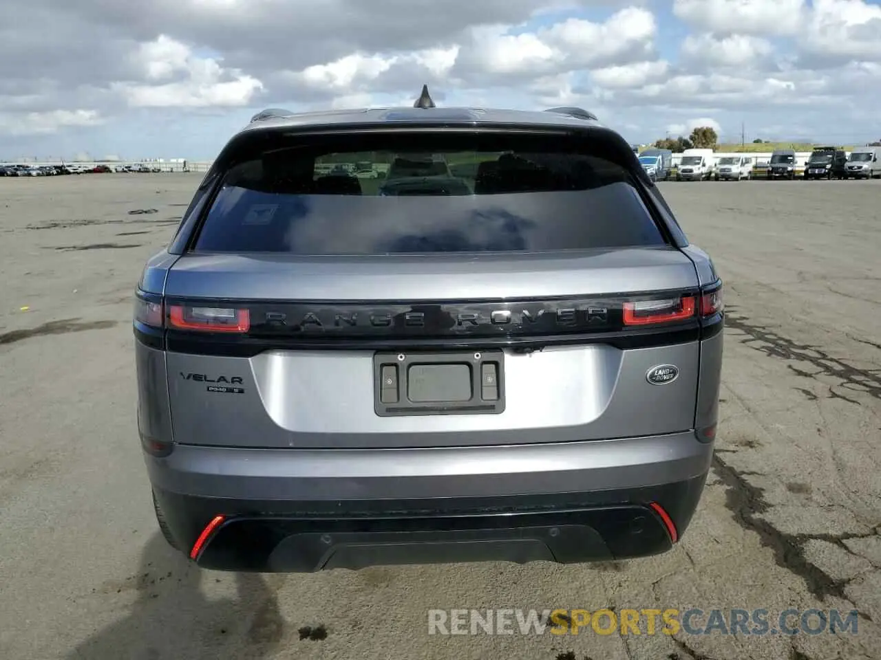 6 Photograph of a damaged car SALYB2FV0LA243665 LAND ROVER RANGEROVER 2020