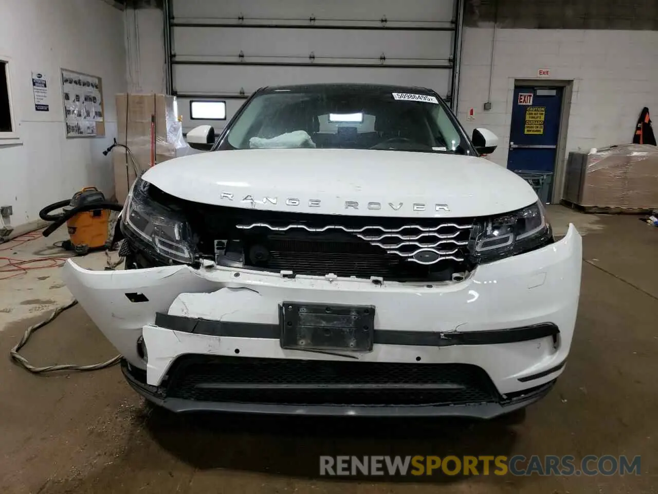5 Photograph of a damaged car SALYB2FV0LA253967 LAND ROVER RANGEROVER 2020