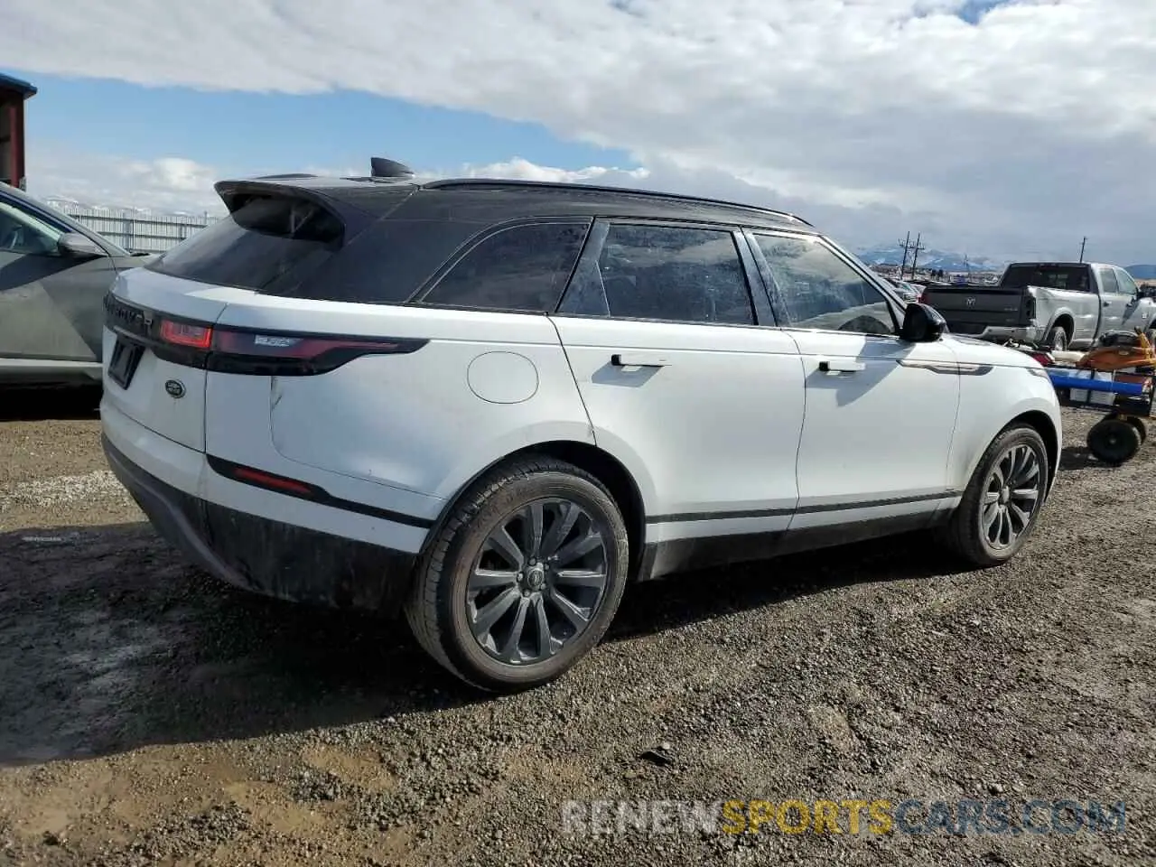 3 Photograph of a damaged car SALYK2EX0LA260663 LAND ROVER RANGEROVER 2020