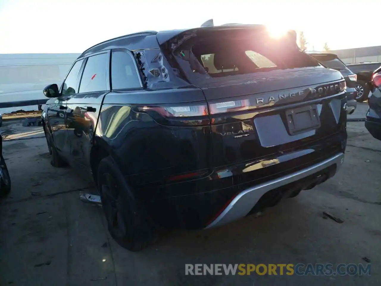 3 Photograph of a damaged car SALYK2EX0LA274353 LAND ROVER RANGEROVER 2020