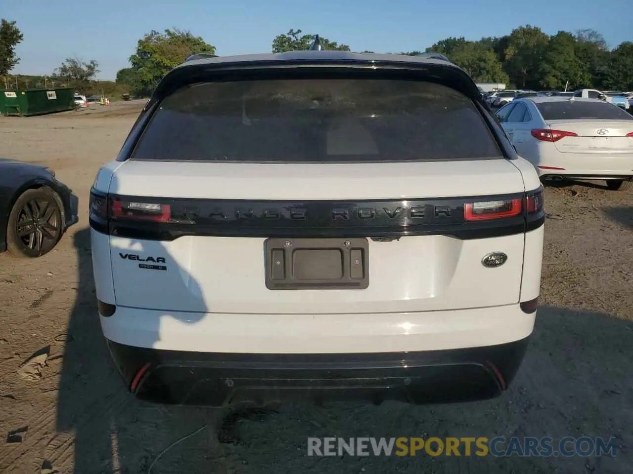 6 Photograph of a damaged car SALYK2EX0LA274725 LAND ROVER RANGEROVER 2020