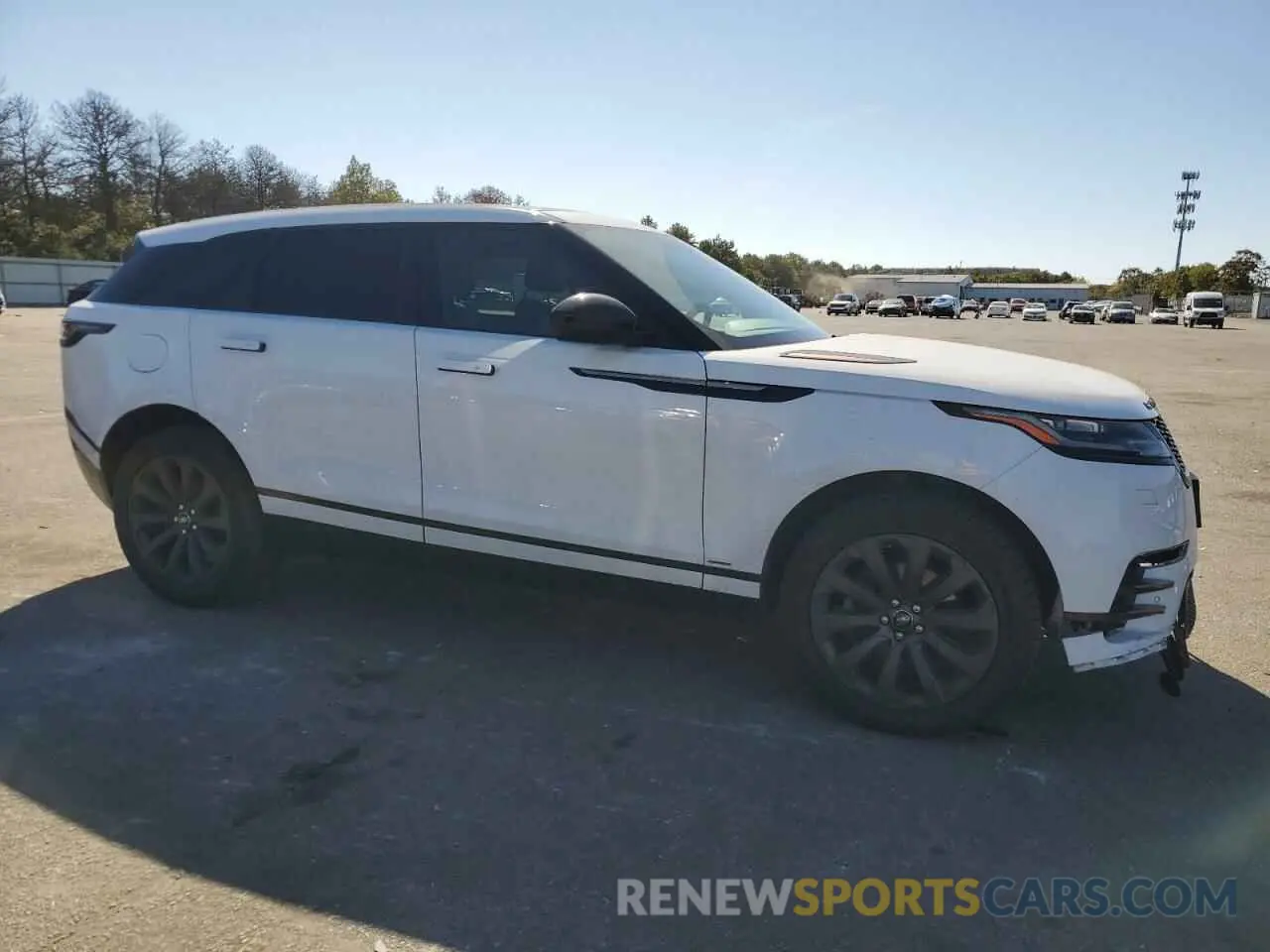 4 Photograph of a damaged car SALYK2EX1LA257125 LAND ROVER RANGEROVER 2020