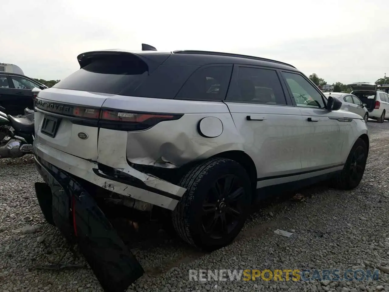 3 Photograph of a damaged car SALYK2EX1LA275768 LAND ROVER RANGEROVER 2020