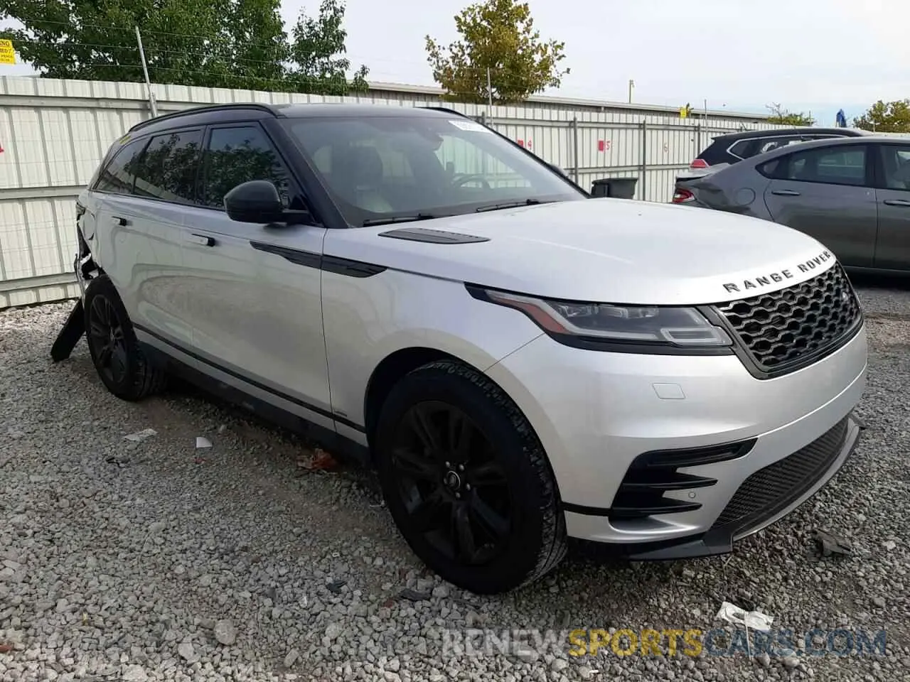4 Photograph of a damaged car SALYK2EX1LA275768 LAND ROVER RANGEROVER 2020