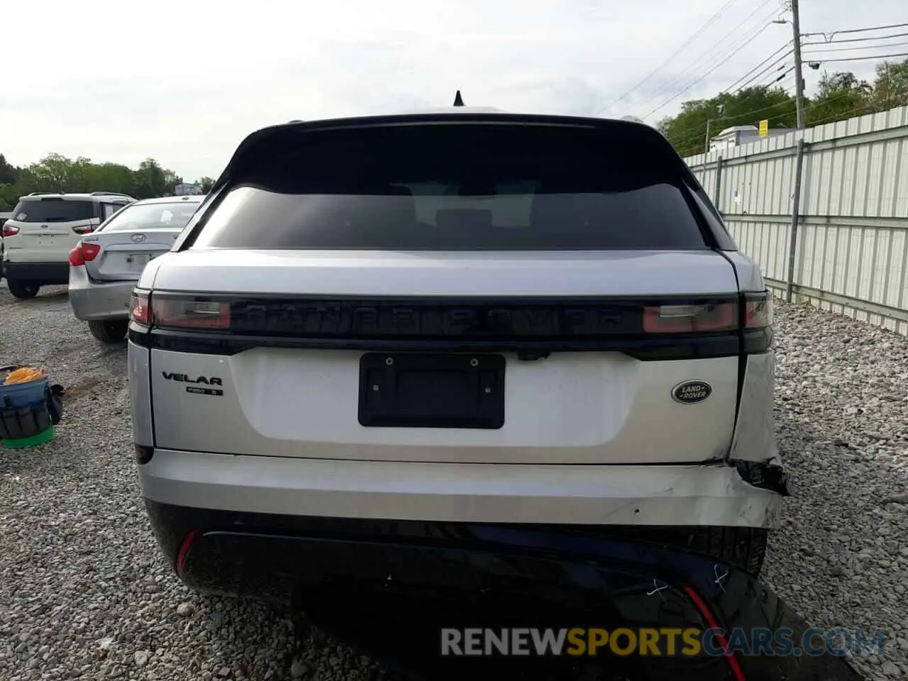 6 Photograph of a damaged car SALYK2EX1LA275768 LAND ROVER RANGEROVER 2020
