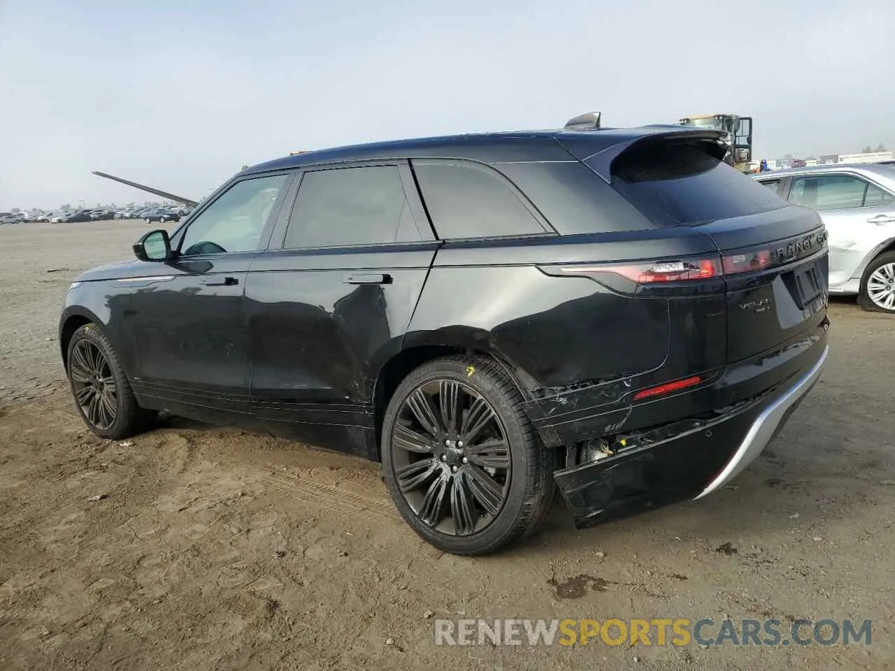 2 Photograph of a damaged car SALYK2EX3LA243839 LAND ROVER RANGEROVER 2020