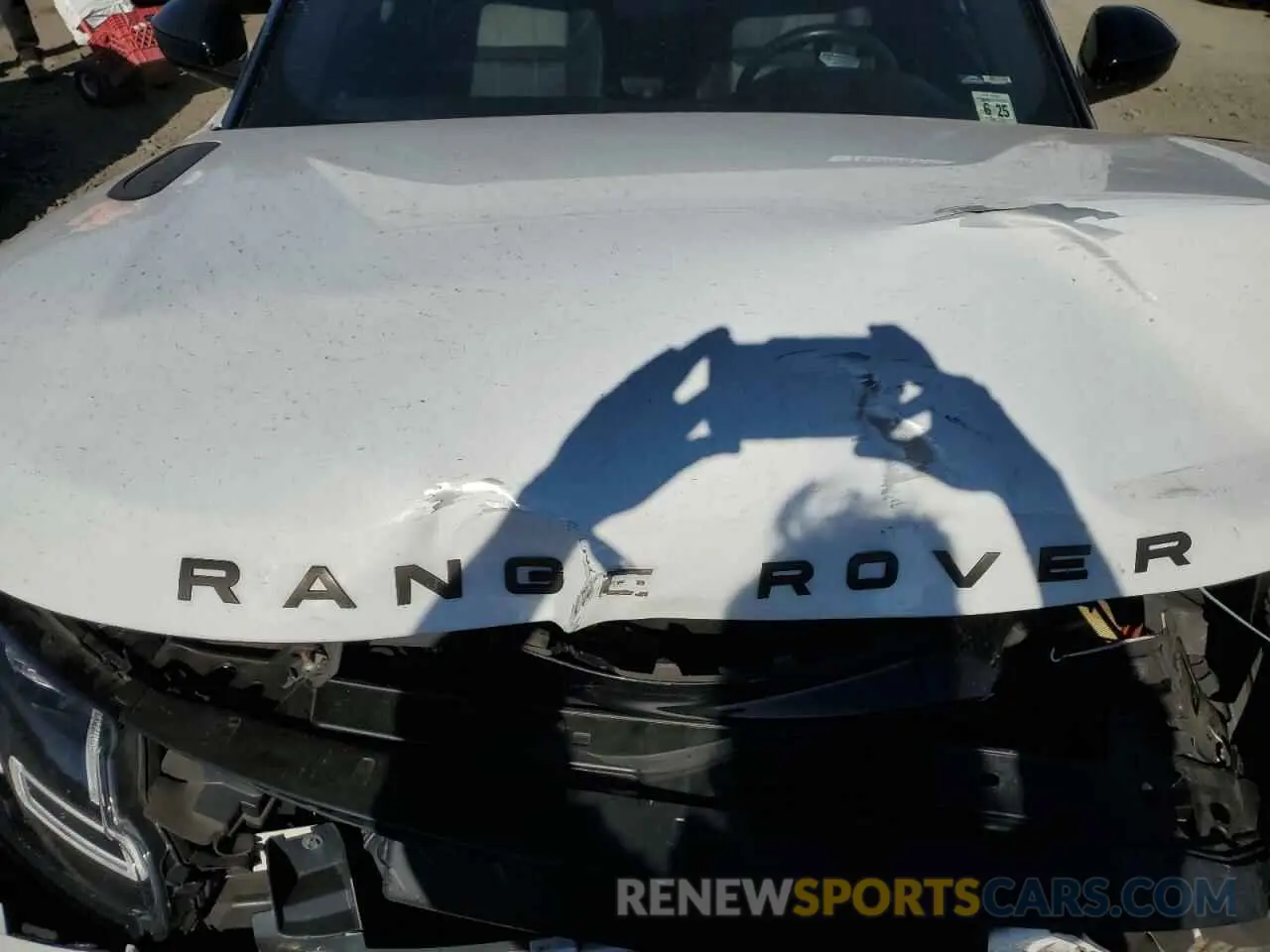 11 Photograph of a damaged car SALYK2EX3LA243985 LAND ROVER RANGEROVER 2020
