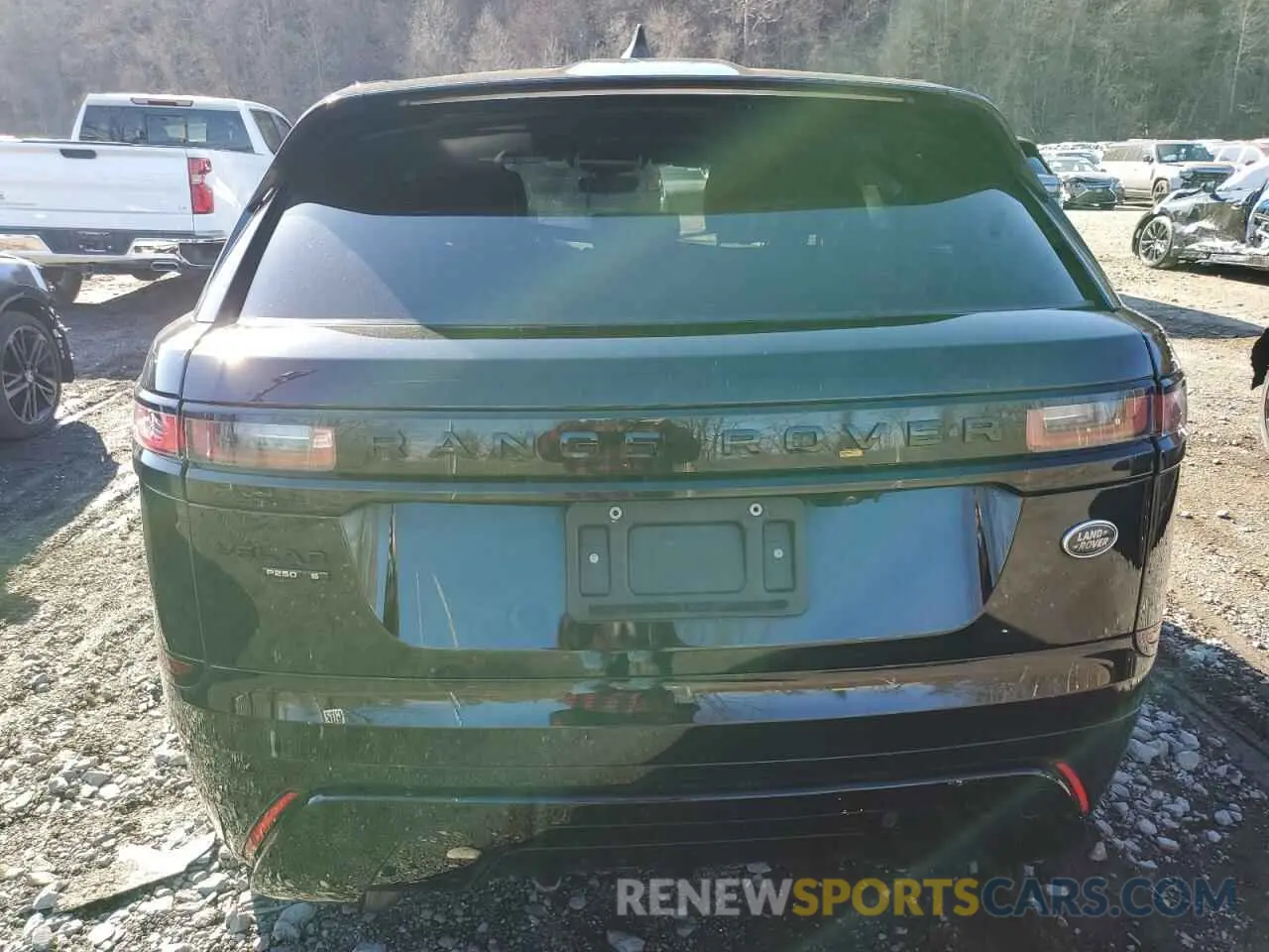 6 Photograph of a damaged car SALYK2EX4LA242537 LAND ROVER RANGEROVER 2020