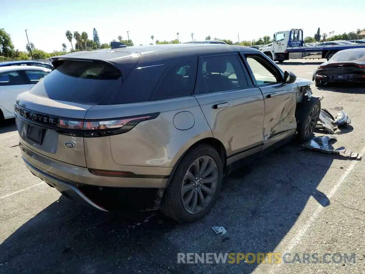 4 Photograph of a damaged car SALYK2EX4LA257331 LAND ROVER RANGEROVER 2020